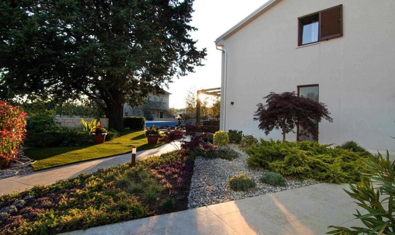 Villa Caprice - Krk Milohnici Eksteriør billede