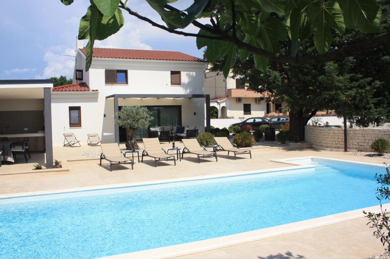 Villa Caprice - Krk Milohnici Eksteriør billede